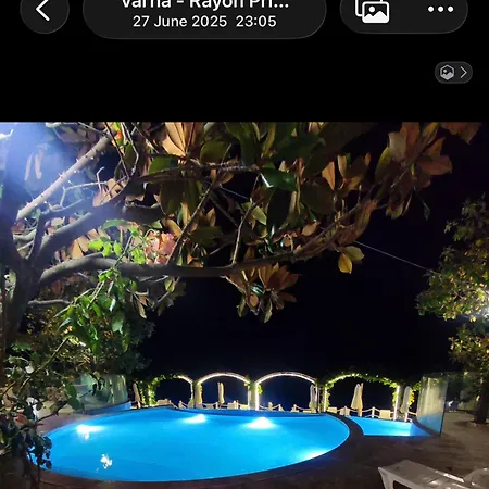 с изглед към морето в ла мер * Golden Sands