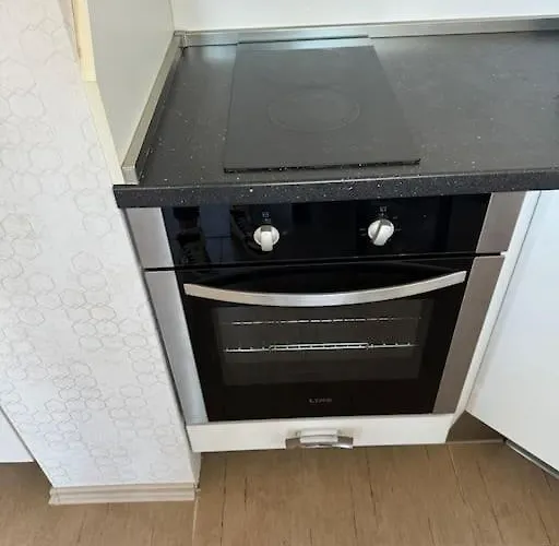 с изглед към морето в ла мер Златни пясъци