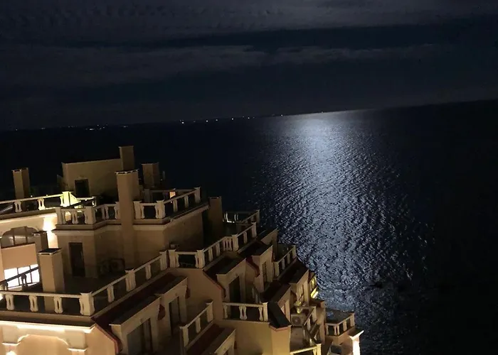 Appartement с изглед към морето в ла мер *