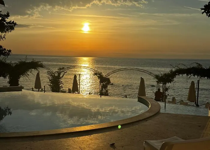 Апартамент с изглед към морето в ла мер